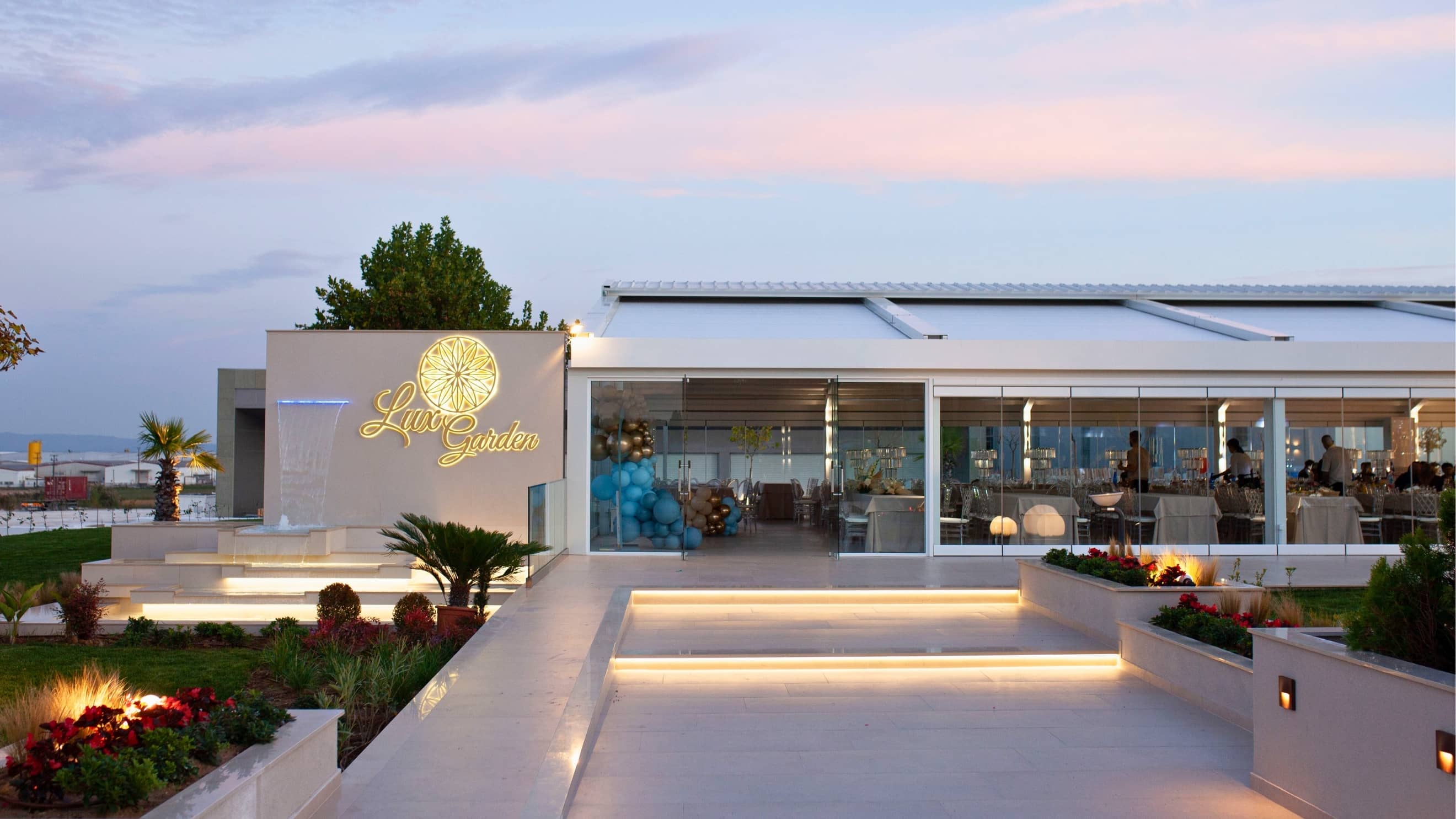 Lux Garden εκδήλωση
